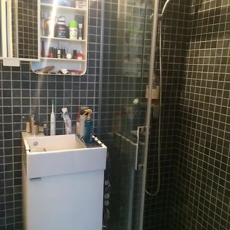 Maison A 2 Pas De Paris !