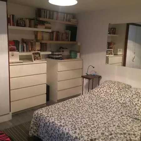 Maison A 2 Pas De Paris ! Ferienhaus Bagnolet